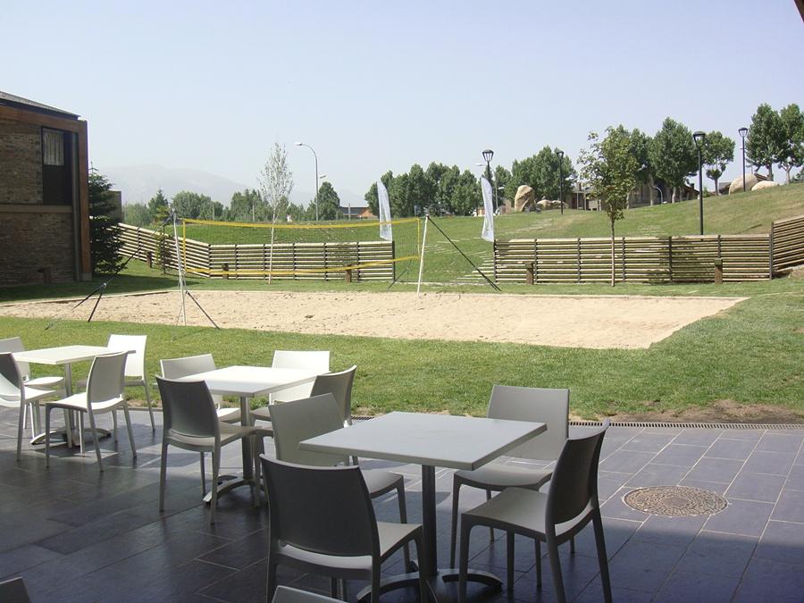 Hotel Campus Cerdanya Puigcerdà Exterior foto